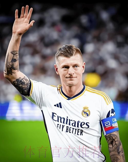 克罗斯吐槽拜仁:欧冠客战都要聚餐 很烦只想回家 克罗斯吐槽拜仁:欧冠客战都要聚餐 很烦只想回家